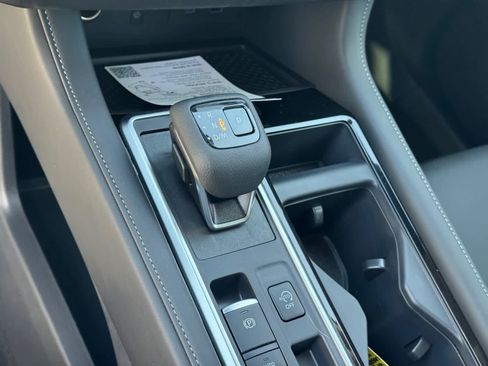 New 2025 Nissan Pathfinder SL image 19