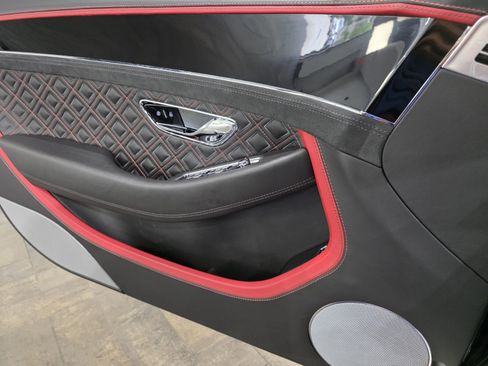 Used 2022 Bentley Continental GT Speed image 17