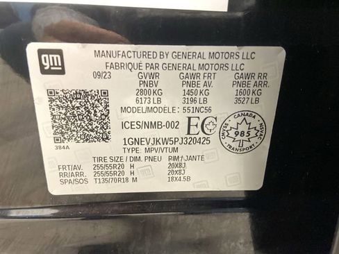 Used 2023 Chevrolet Traverse RS image 41