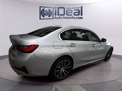 Used 2019 BMW 330i xDrive Sedan w/ Convenience Package AWD/4WD image 5