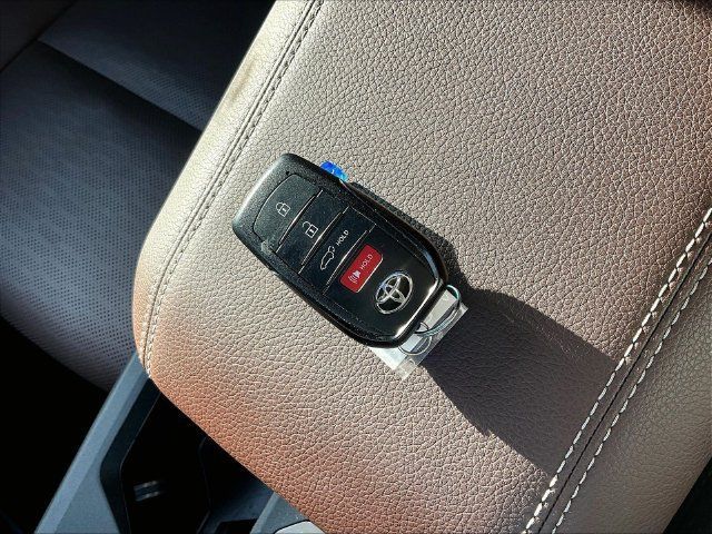 Used 2025 Toyota Land Cruiser w/ Premium Package AWD/4WD image 11