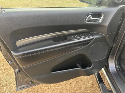 Used 2017 Dodge Durango SXT w/ 3rd Row Seating Group image 11