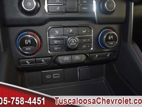 Certified 2024 Chevrolet Suburban RST image 39