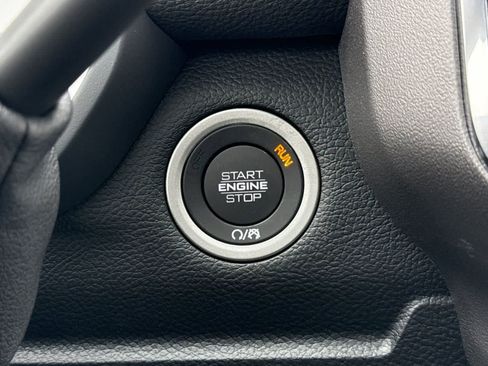 New 2026 RAM 2500 Laramie AWD/4WD image 24