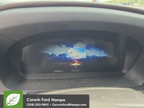 Used 2020 Ford Explorer Platinum w/ Premium Technology Package AWD/4WD image 10