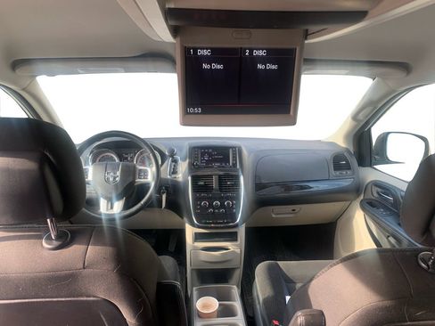 Used 2019 Dodge Grand Caravan SXT w/ Quick Order Package 29G SXT image 16