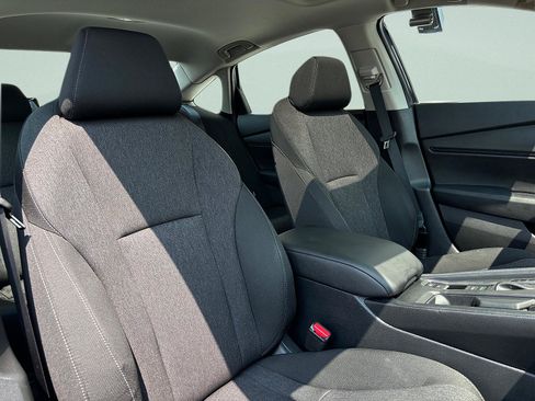 Certified 2023 Honda Accord EX image 33