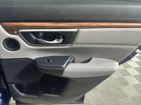Used 2020 Honda CR-V Touring image 24