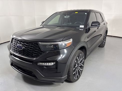 Used 2021 Ford Explorer ST image 4