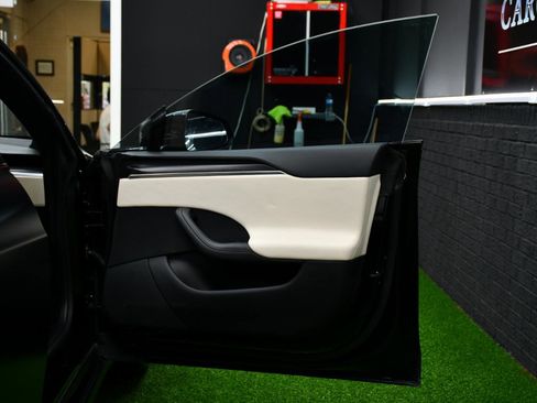 Used 2022 Tesla Model S Plaid AWD/4WD image 33