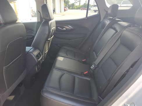 Certified 2019 GMC Terrain SLT w/ Preferred Package AWD/4WD image 14