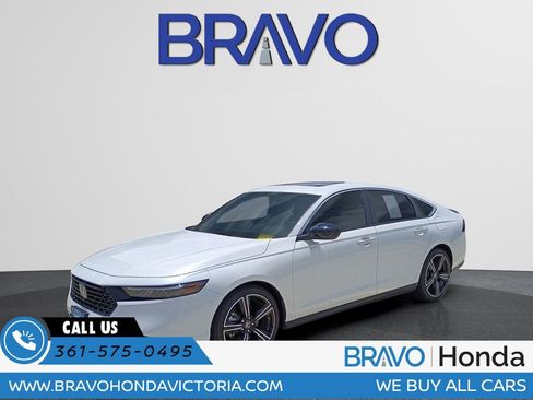 Used 2025 Honda Accord Sport image 1