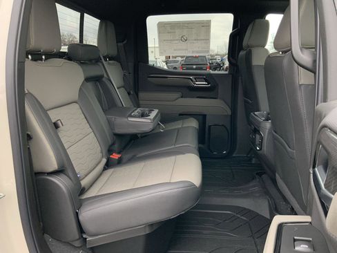 New 2026 Chevrolet Silverado 1500 ZR2 image 68