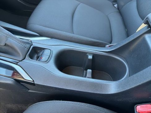 Used 2023 Toyota Corolla Cross LE image 23