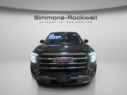 Used 2026 GMC Terrain Elevation image 2