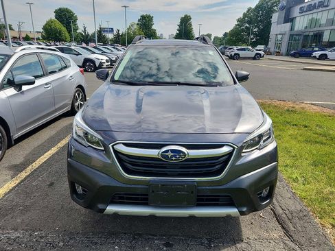 Used 2022 Subaru Outback Limited AWD/4WD image 2
