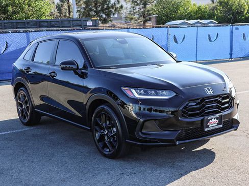 Used 2024 Honda HR-V Sport image 3