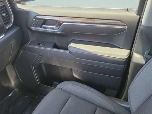 Used 2023 Chevrolet Silverado 1500 RST AWD/4WD image 13