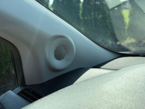 New 2026 Toyota Sienna XLE image 30