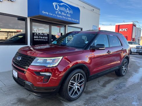 Used 2018 Ford Explorer Sport image 2