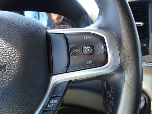 Used 2022 RAM 1500 Laramie AWD/4WD image 21