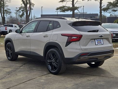 New 2026 Chevrolet Trax ACTIV w/ Driver Confidence Package image 11