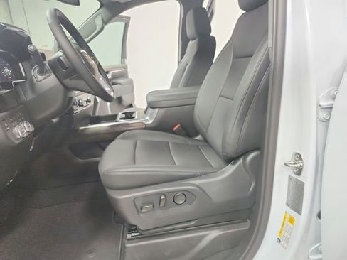 New 2026 GMC Sierra 3500 SLT w/ SLT Convenience Package AWD/4WD image 19
