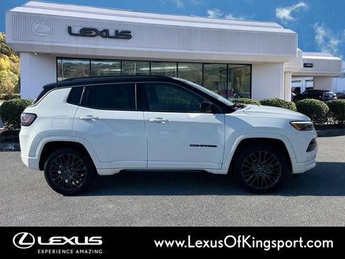 Used 2022 Jeep Compass High Altitude AWD/4WD image 6