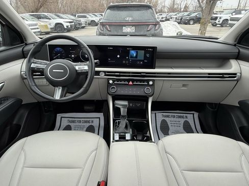 Certified 2025 Hyundai Tucson SEL image 30