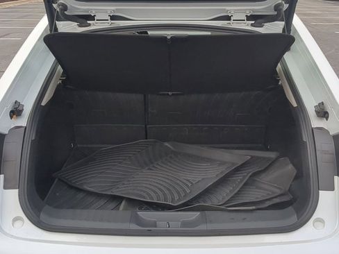 Used 2024 Toyota Prius Limited image 17