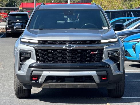 Used 2025 Chevrolet Traverse Z71 image 10