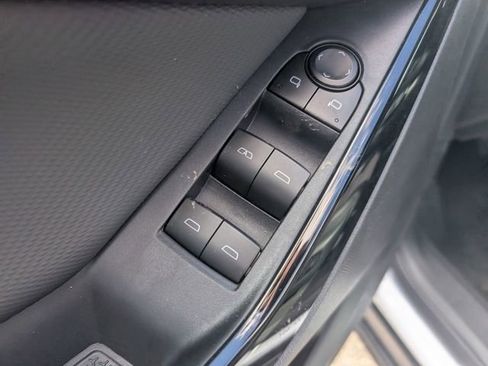 New 2026 Chevrolet Equinox LT w/ Convenience Package II image 15