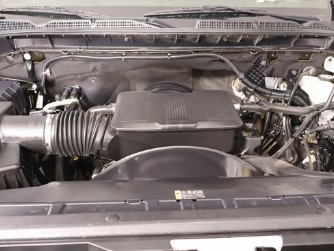 Used 2021 GMC Sierra 3500 SLT image 19