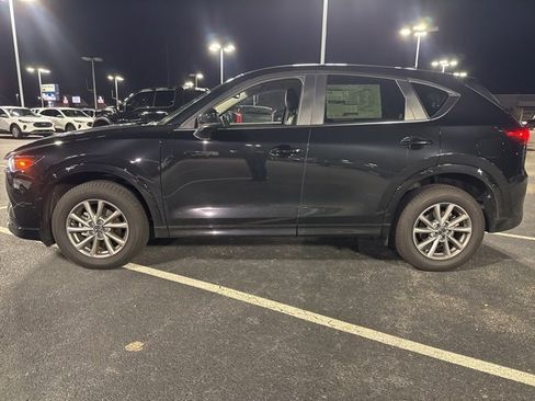 Used 2025 MAZDA CX-5 AWD 2.5 S w/ Preferred Package image 6