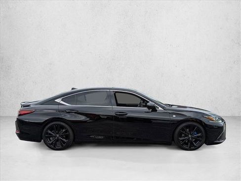 Used 2022 Lexus ES 350 F Sport image 4