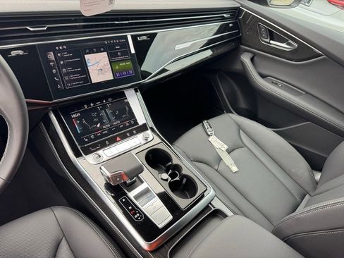 New 2026 Audi Q8 Premium Plus image 31