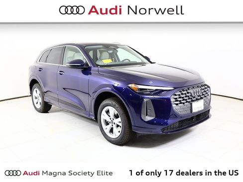 New 2026 Audi Q5 Premium image 1