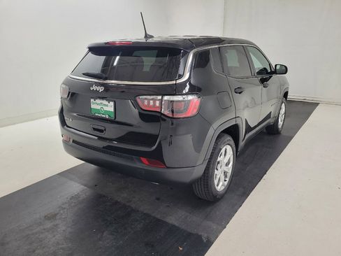Used 2024 Jeep Compass Sport AWD/4WD image 9
