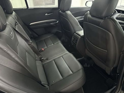 Used 2022 Cadillac XT4 Premium Luxury w/ Technology Package AWD/4WD image 17