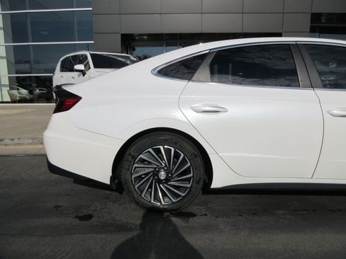 Used 2020 Hyundai Sonata Limited FWD image 10