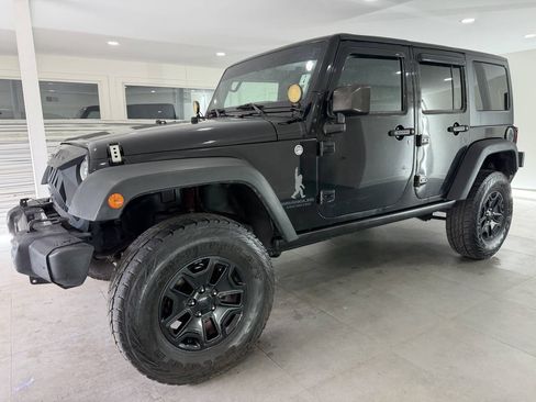 Used 2015 Jeep Wrangler Unlimited Sport AWD/4WD image 2