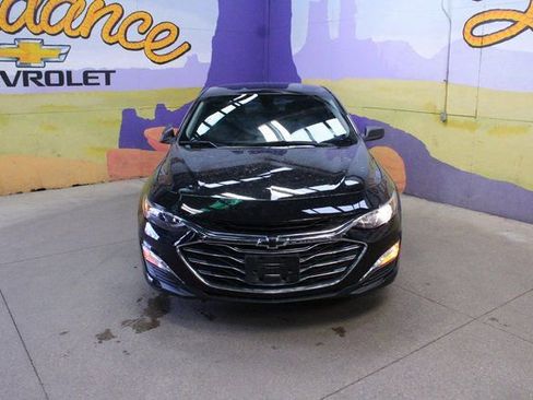 Used 2022 Chevrolet Malibu LS image 3
