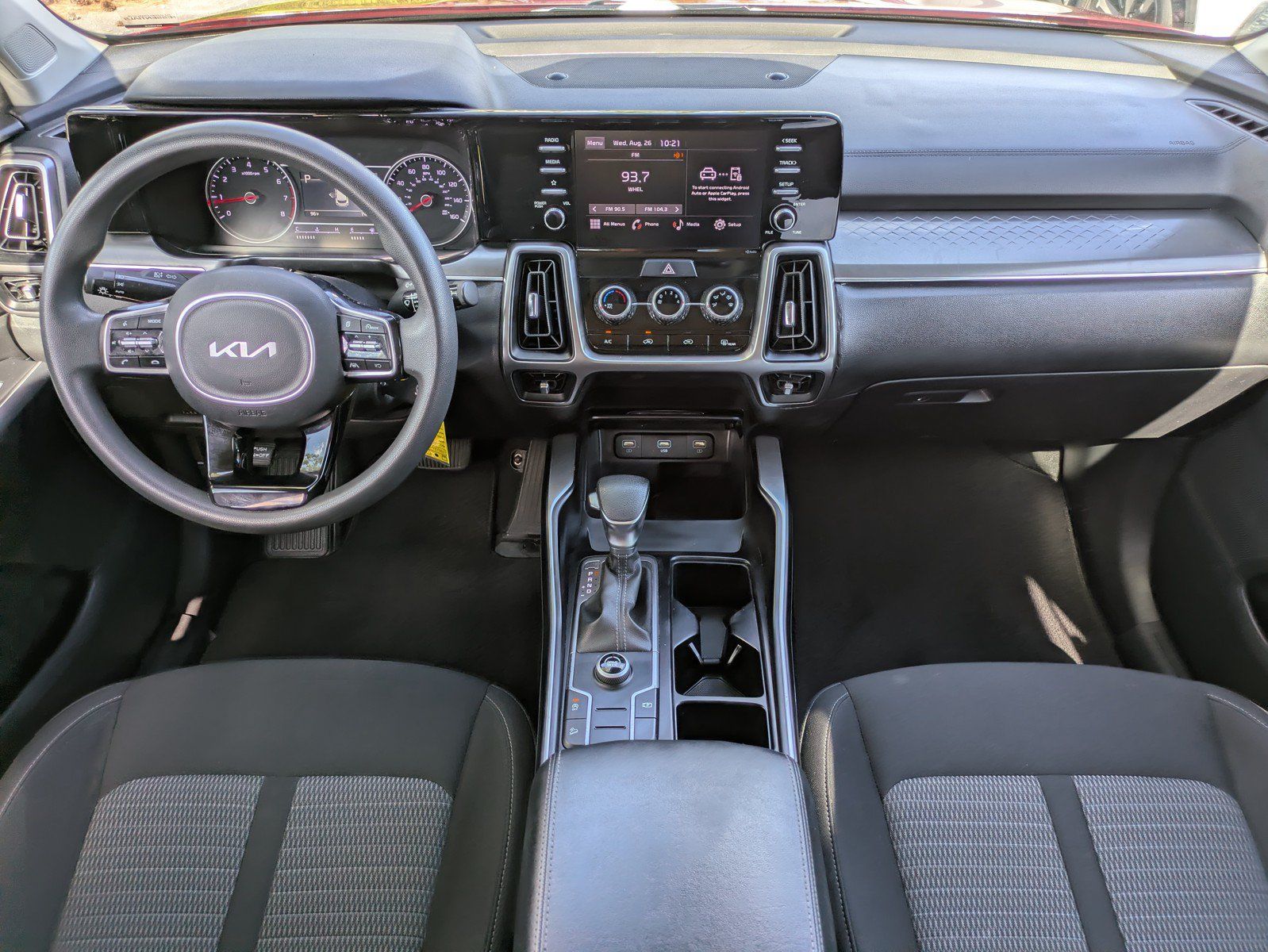 Certified 2023 Kia Sorento LX FWD image 12