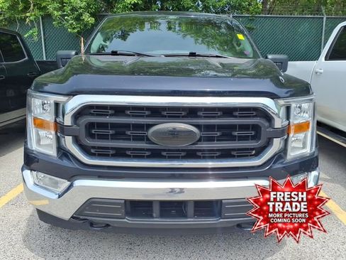 Used 2021 Ford F150 XLT w/ Trailer Tow Package AWD/4WD image 3