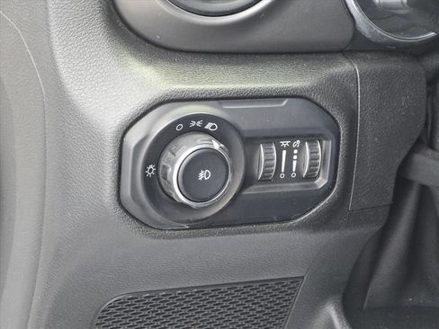Used 2021 Jeep Wrangler Unlimited Sport AWD/4WD image 8