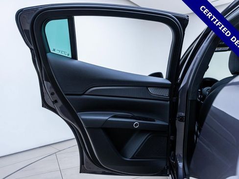 Certified 2024 Maserati Grecale GT AWD/4WD image 32