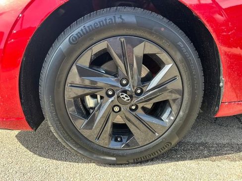 Certified 2023 Hyundai Elantra SEL w/ Cargo Package image 11