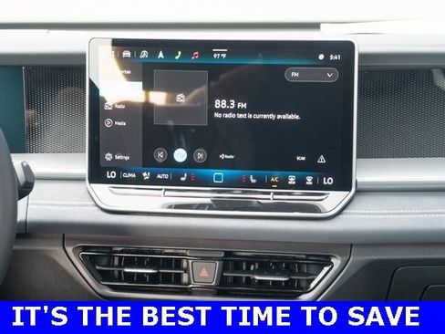 New 2025 Volkswagen Tiguan SE image 32