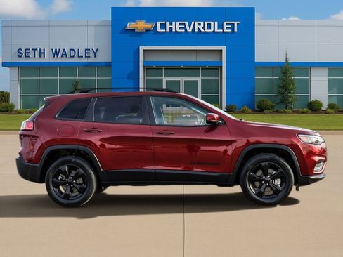 Used 2019 Jeep Cherokee Latitude Plus AWD/4WD image 8