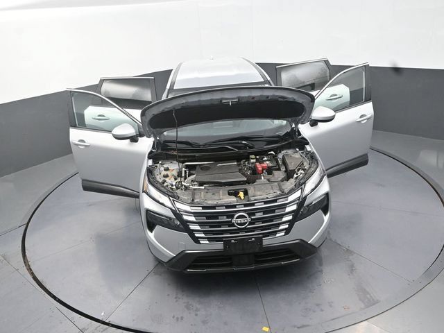 Used 2024 Nissan Rogue SV AWD/4WD image 40